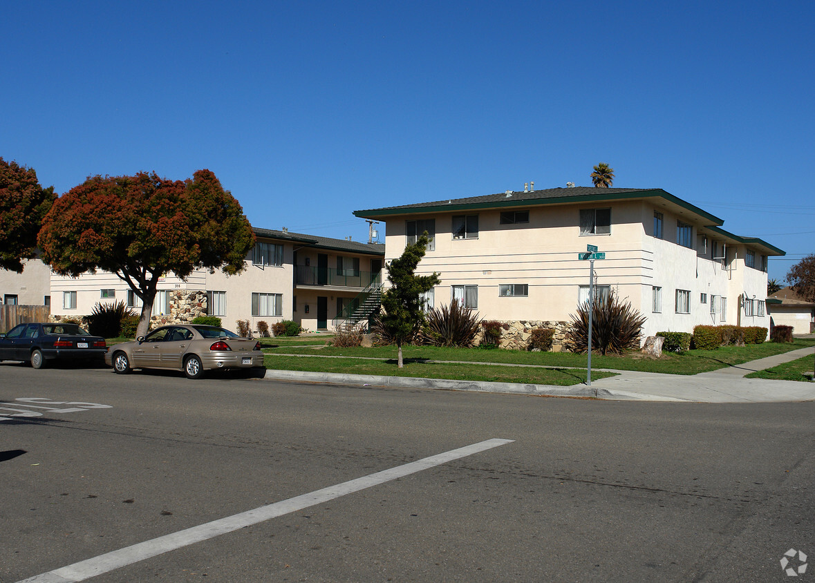 Foto principal - 302-306 N L St