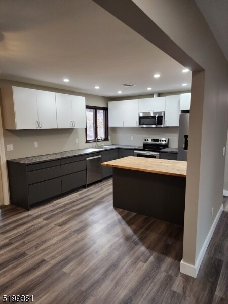 Primary Photo - 19 Juniper Terrace