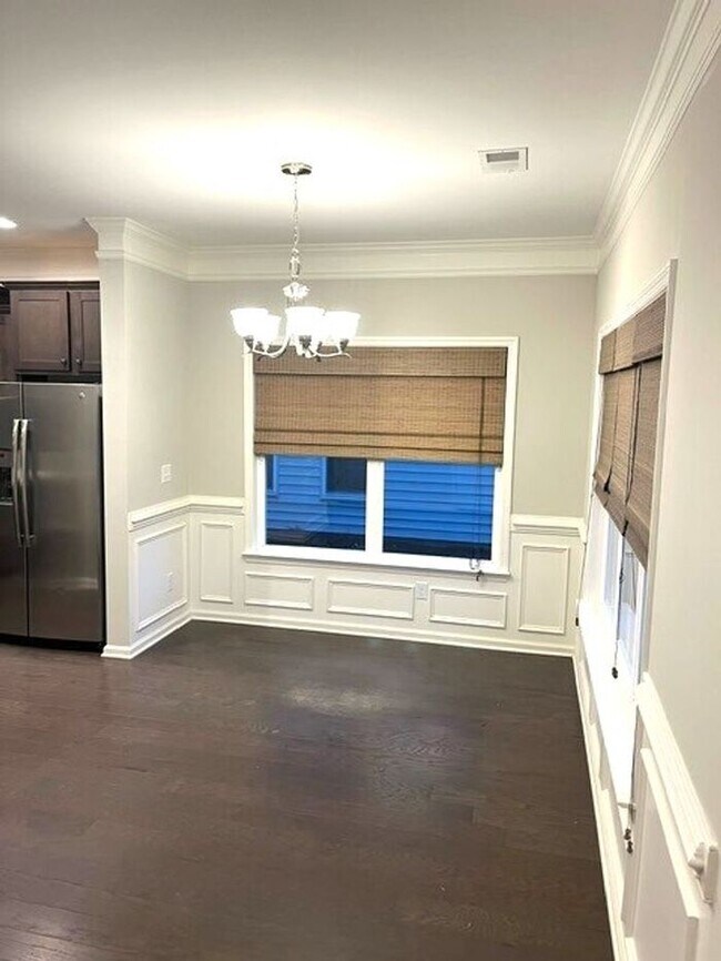 Foto del edificio - Coming Soon - Lovely 2 Bedroom 2.5 Bath Townhome in Goose Creek!