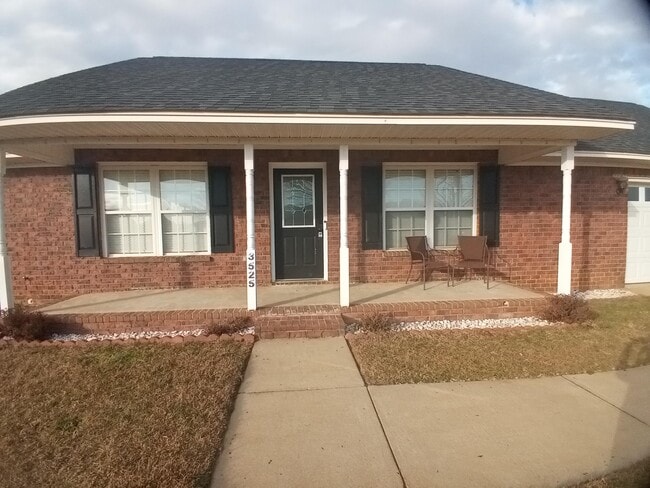 Building Photo - 3525 Drayton Dr