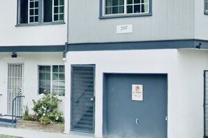 Front of building - 2060 E Appleton St
