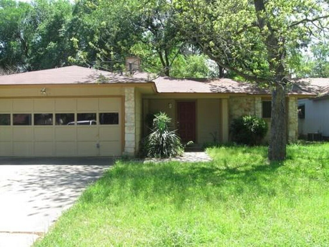 Primary Photo - Charming Home Nestled in NW Austin!