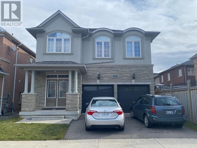 Photo du bâtiment - 4640 Doug Wright Dr