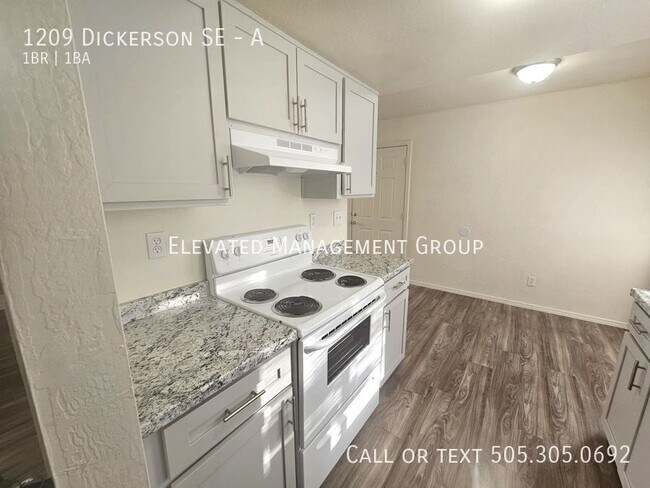 Foto del edificio - 1209 Dickerson Dr SE