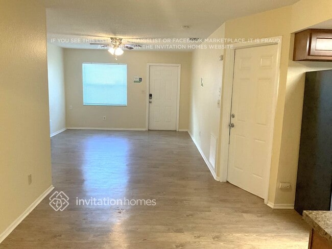 Foto del edificio - 6774 88th Ave N