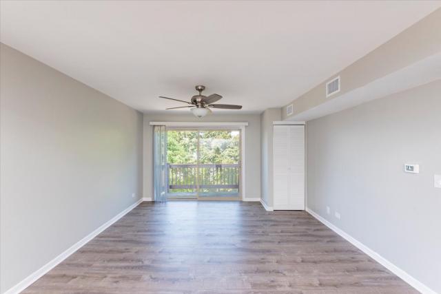 Foto del edificio - 2 bedroom in Lake Zurich IL 60047