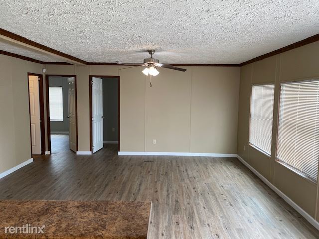 Building Photo - 3 br, 2 bath Mobile Home - 328 Eisenhower