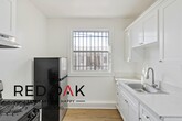 Foto principal - 245 N Kenmore Ave
