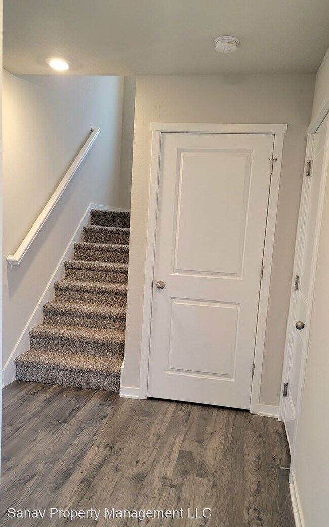 Foto del edificio - 4 br, 3 bath House - 4311 NE 16th Street
