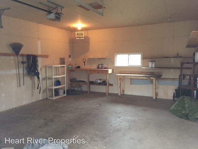 Building Photo - 3 br, 2 bath House - 116 5th St SW