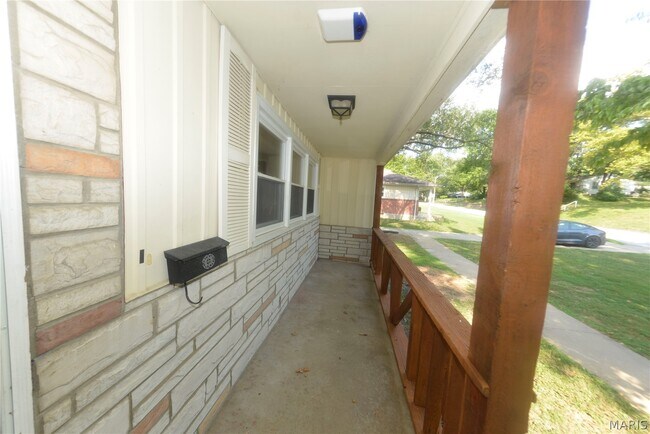 Foto del edificio - 1005 Hawthorn Ave