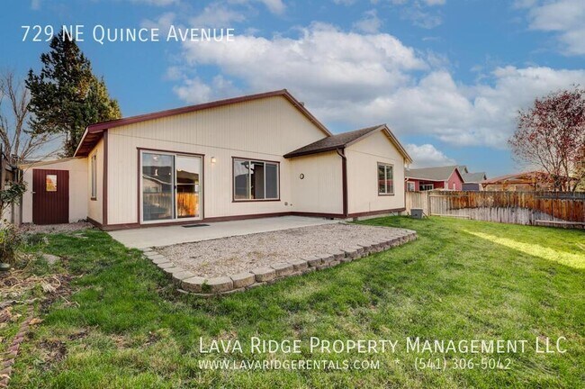 Building Photo - 729 NE Quince Ave