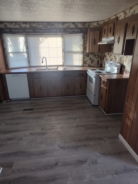 Foto del edificio - 1900 Colorado Blvd