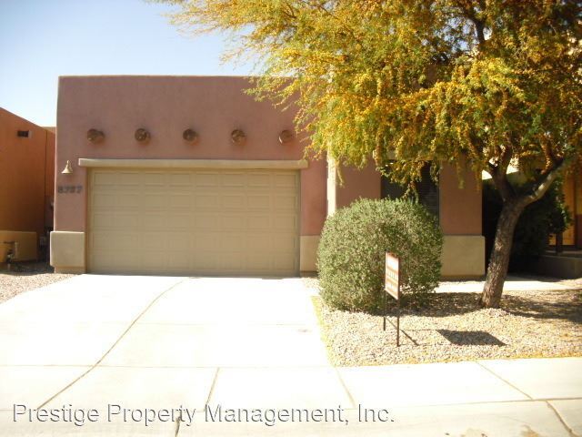 8737 N Mugho Pine Trl, Tucson, AZ 85743
