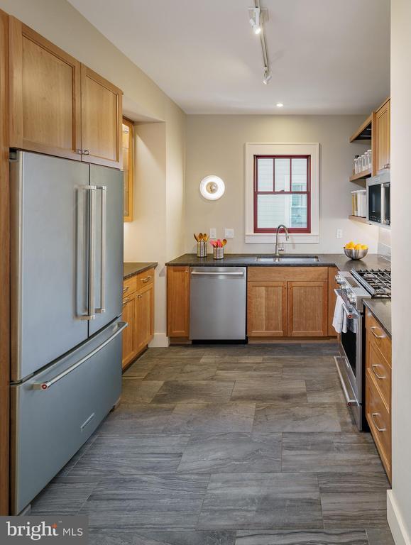 Foto del edificio - 4331 44th St NW