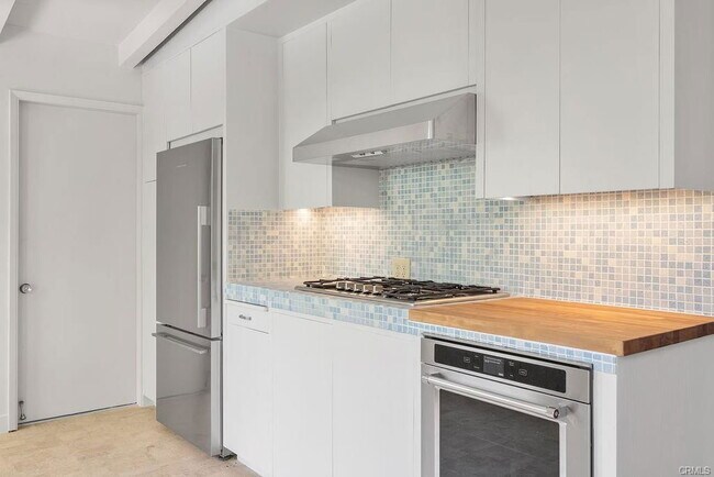 Foto del edificio - 6305 W 78th St