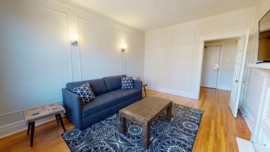 Building Photo - Coolbrook & Cote Saint-Luc