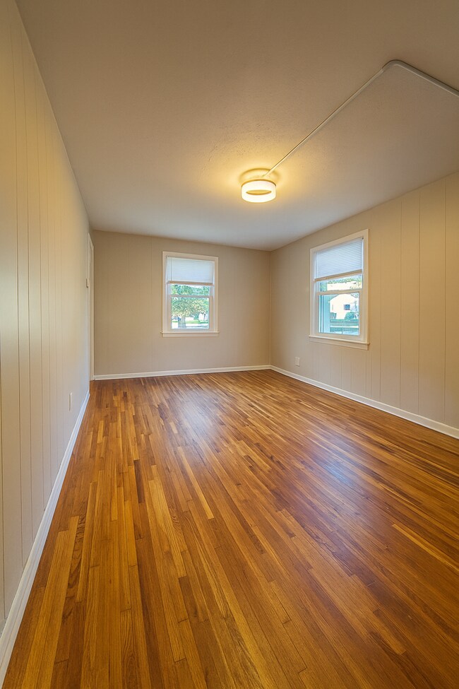 Foto del edificio - 3 Bed 1 Bath – Rental On Millbrook Road