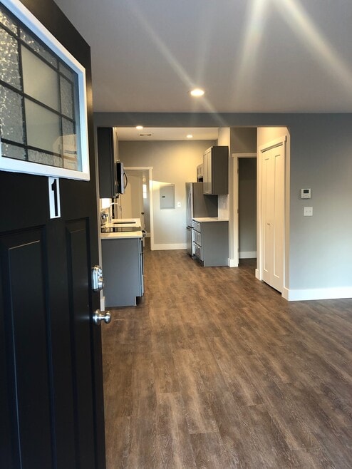 Building Photo - 411 N L St