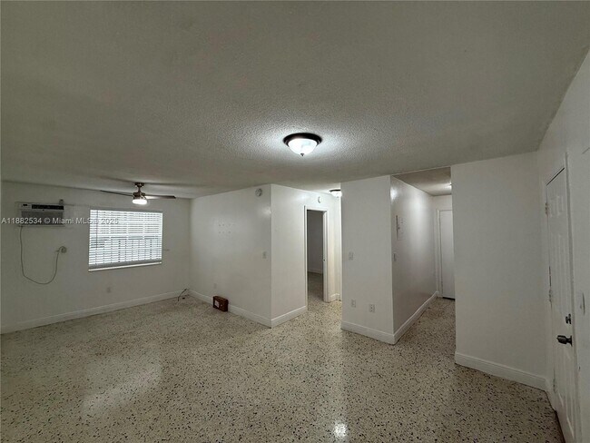 Foto del edificio - 428 SW 2nd St