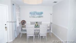 Foto del edificio - 3 br, 2.5 bath Townhome - 900 SW 111th Ave