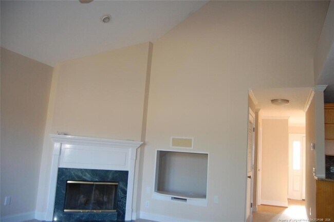 Foto del edificio - 1165 Greenbriar Dr