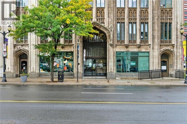 Building Photo - 36 James St S