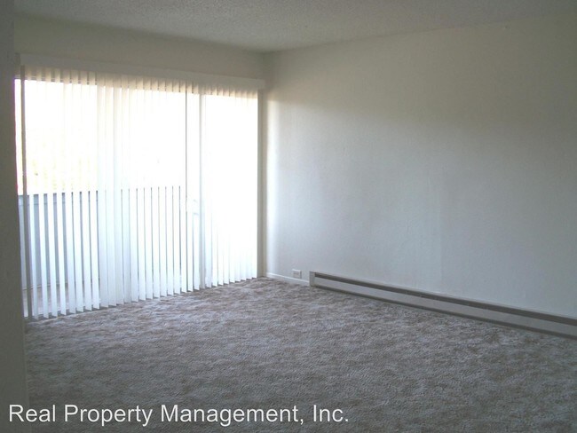Building Photo - 1415-1429 Orange Ave