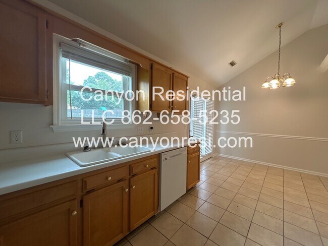 Photo - 211 Brently Woods Dr House