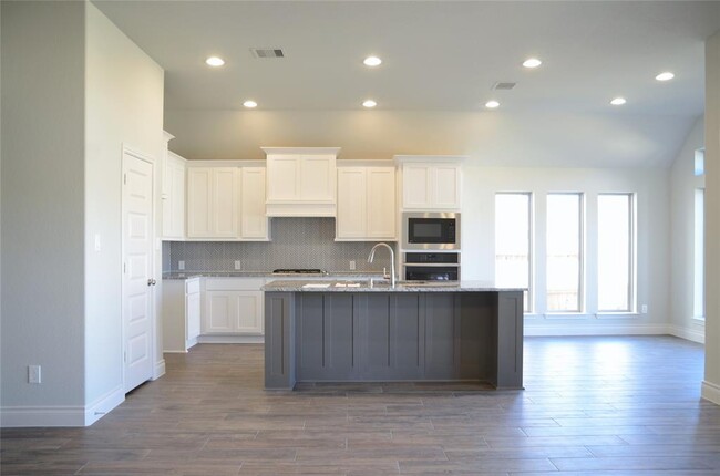 Building Photo - 10615 Potterton Wy