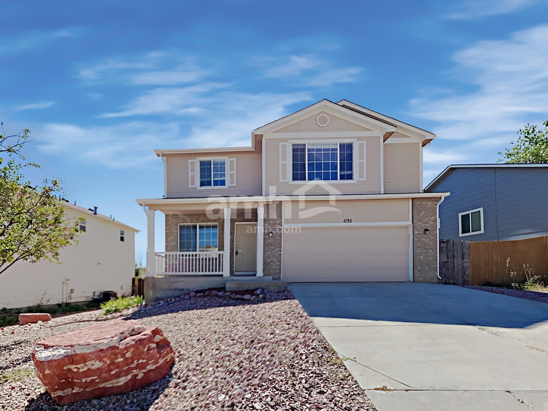 Primary Photo - 1135 Legend Oak Dr