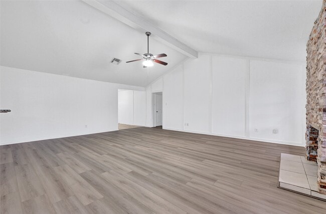 Building Photo - 2730 Mesquite Dr