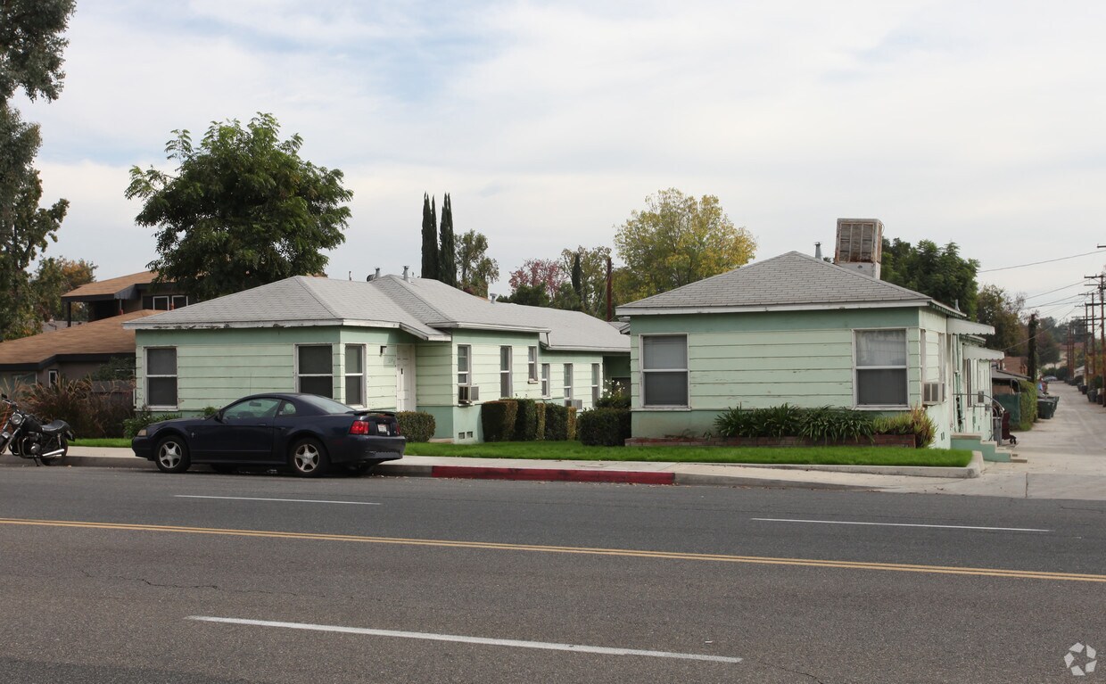 Primary Photo - 330-334 Sonora Ave