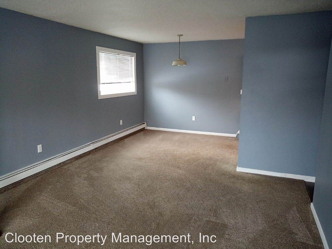 Primary Photo - 2707 Hawken St