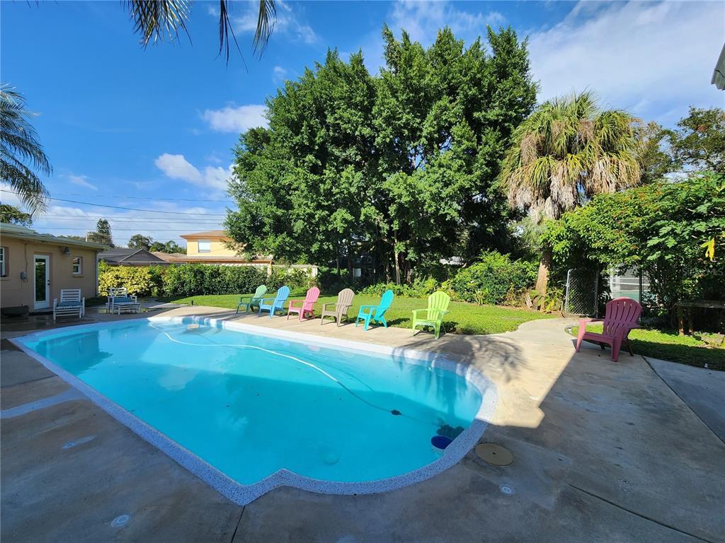 Foto principal - 5910 2nd St S