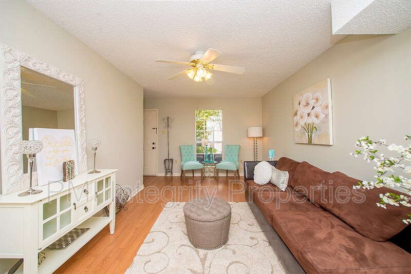 1674 Brightside Dr Unit Apt B, Baton Rouge, LA 70820 Condo for Rent