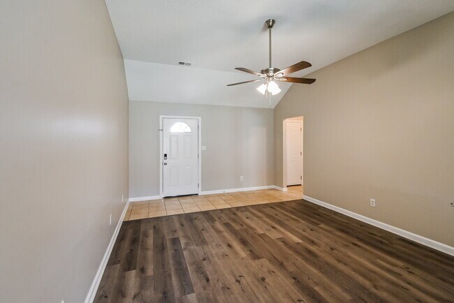 Building Photo - 9043 William Paul Dr