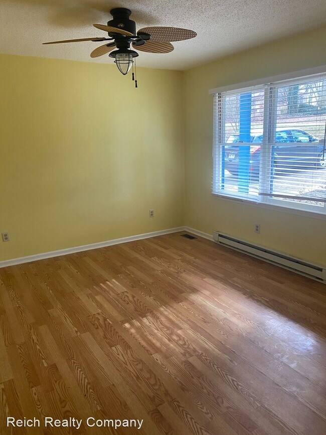 Building Photo - 3 br, 2 bath House - 576 Old WIlkesboro Rd.