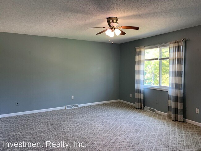 Building Photo - 3 br, 2 bath House - 102 Redbud Circle