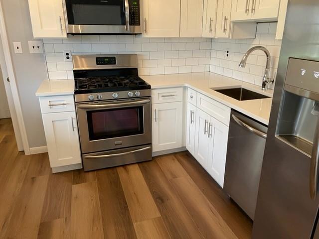Building Photo - 765 Herricks Ln
