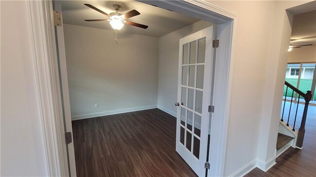 Building Photo - 360 Dragonfly Wy