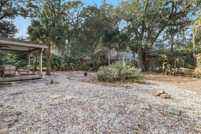 Building Photo - 223 Lighthouse Circle