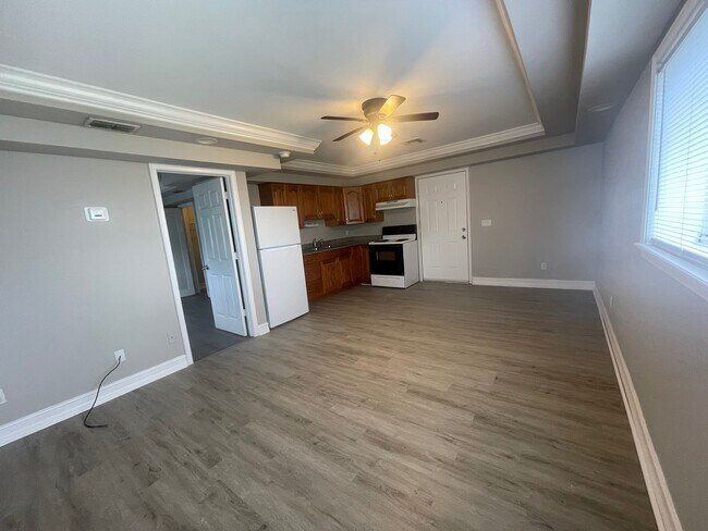 Foto del edificio - 222 Fairweather Ln