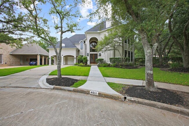 Building Photo - 4011 Shallow Pond Ct