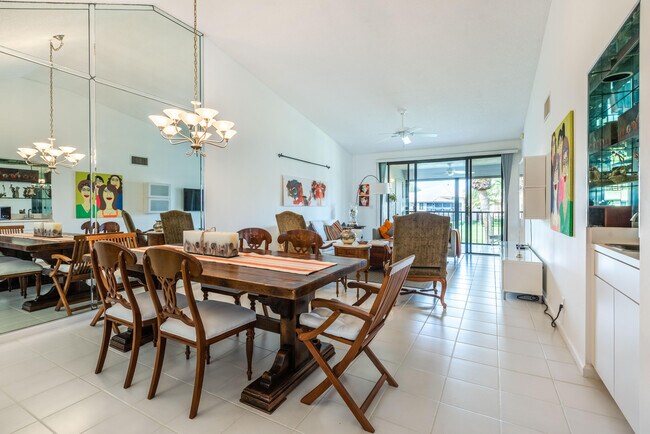 Building Photo - 15703 Loch Maree Ln