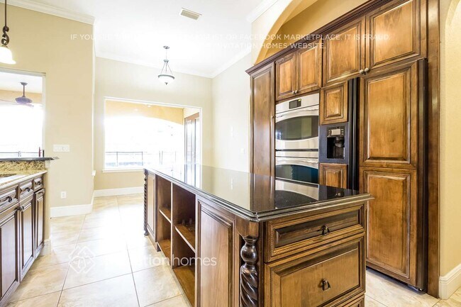 Building Photo - 400 Veracliff Ct
