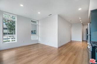 Building Photo - 10601 Washington Blvd