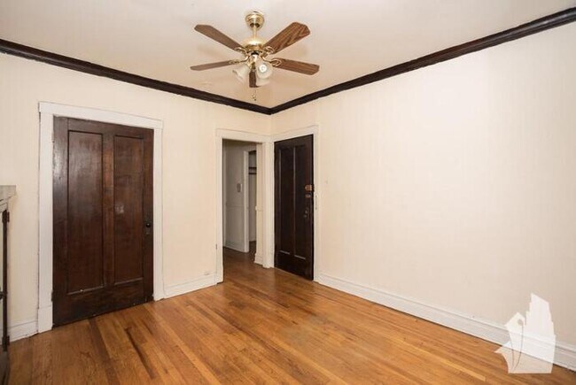 Foto del edificio - 4844 N Rockwell St