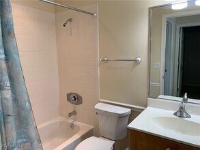 Building Photo - 13290 Medinah Cir W