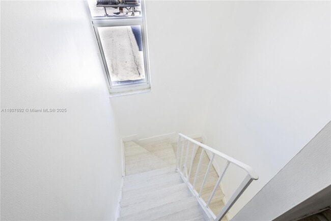 Foto del edificio - 9390 W Flagler St